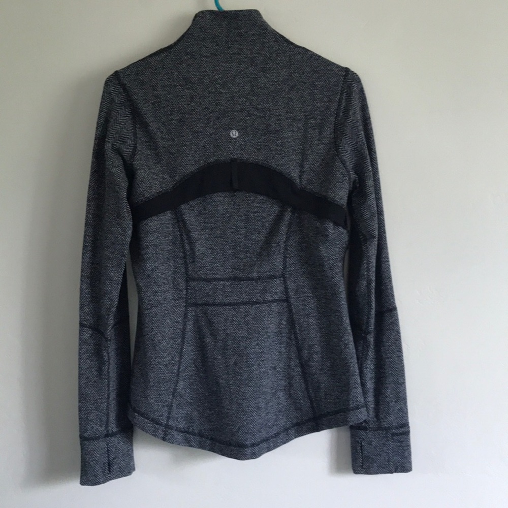 Lululemon Jacket - Picture 2 of 3